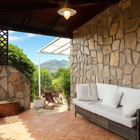 Coralli On The Hill - Shared Pool Holiday home Olbia