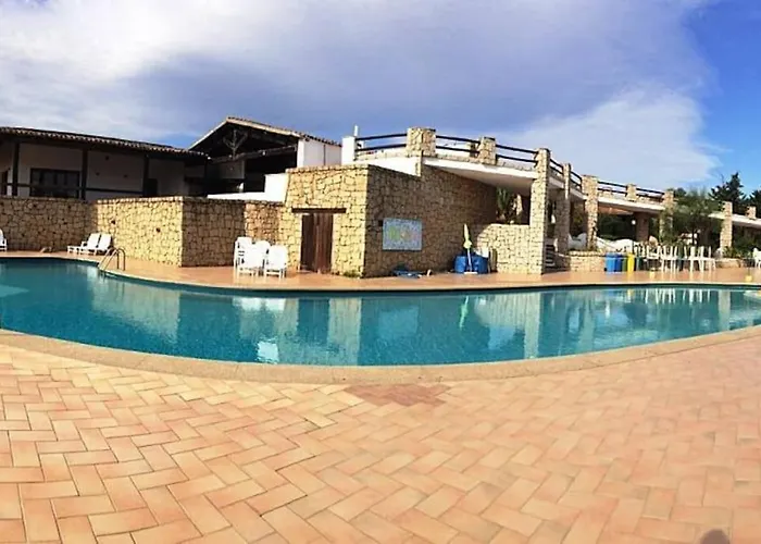 Semesterbostad Coralli On The Hill - Shared Pool Olbia