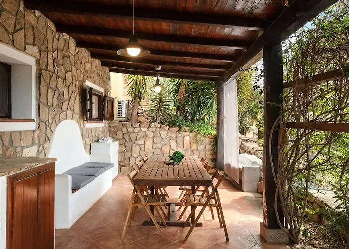 Semesterbostad Coralli On The Hill - Shared Pool