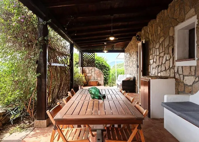 Coralli On The Hill - Shared Pool * Olbia